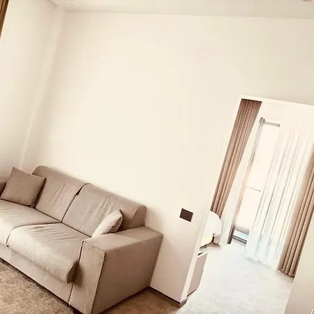 Cm111apparthotel 3*
