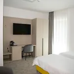 Cm111apparthotel 3* ブカレスト