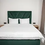 Cm111apparthotel 3*