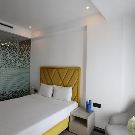 Aparthotel Cm111apparthotel 3*