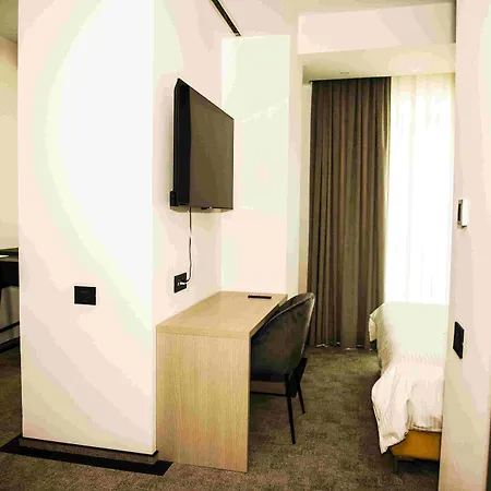 Cm111apparthotel 布加勒斯特