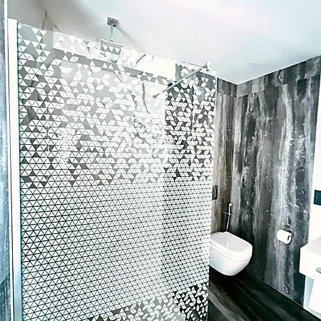 Cm111apparthotel Aparthotel Bucharest