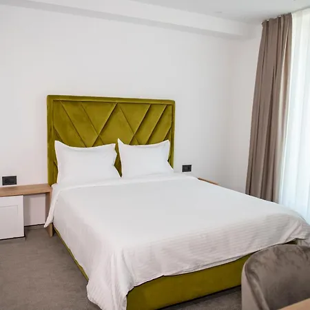 Cm111apparthotel Апарт-готель 3*