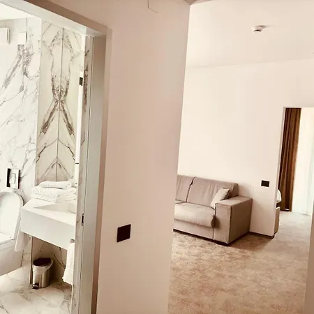 Апарт-готель Cm111apparthotel