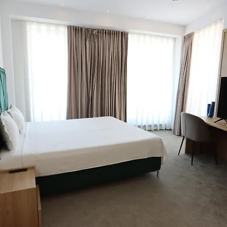 Cm111apparthotel