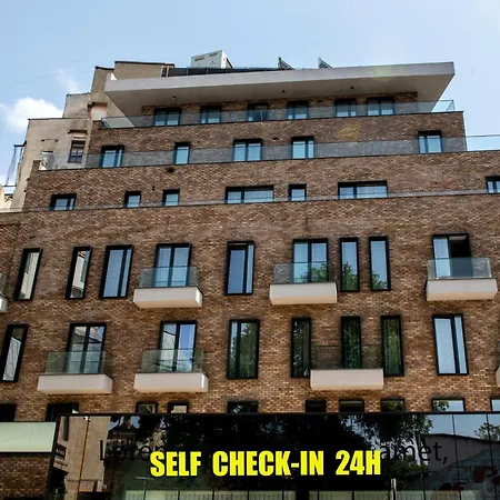 Aparthotel Cm111apparthotel 3*