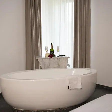 Cm111apparthotel